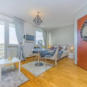 Mare Primore / Parking 10 Zł -24h , Gdańsk Polska